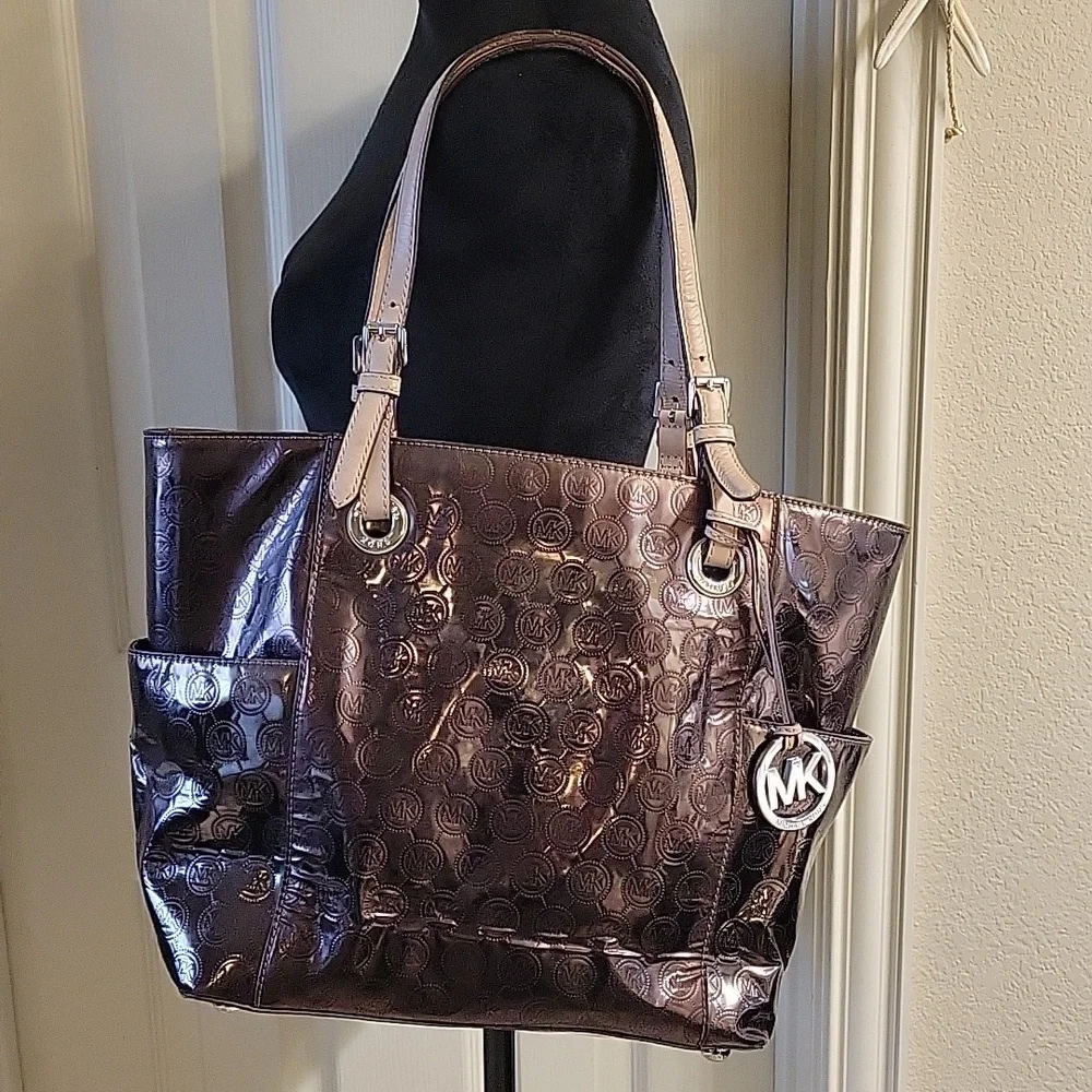 Michael Kors Shimmery Tote Bag - Picture 6 of 16